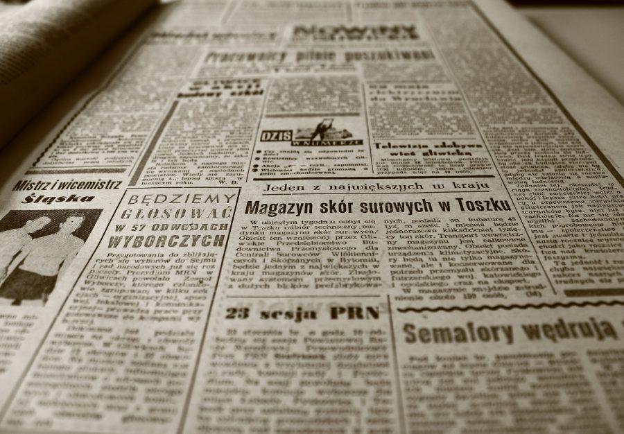 old-newspaper-350376_1920